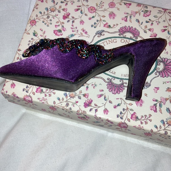 Putting on the Ritz miniature collectible shoe - Picture 3 of 11
